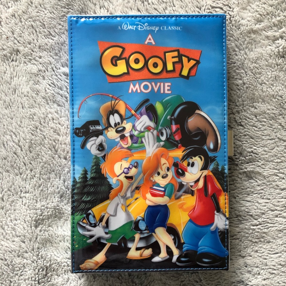 A Goofy Movie clutch